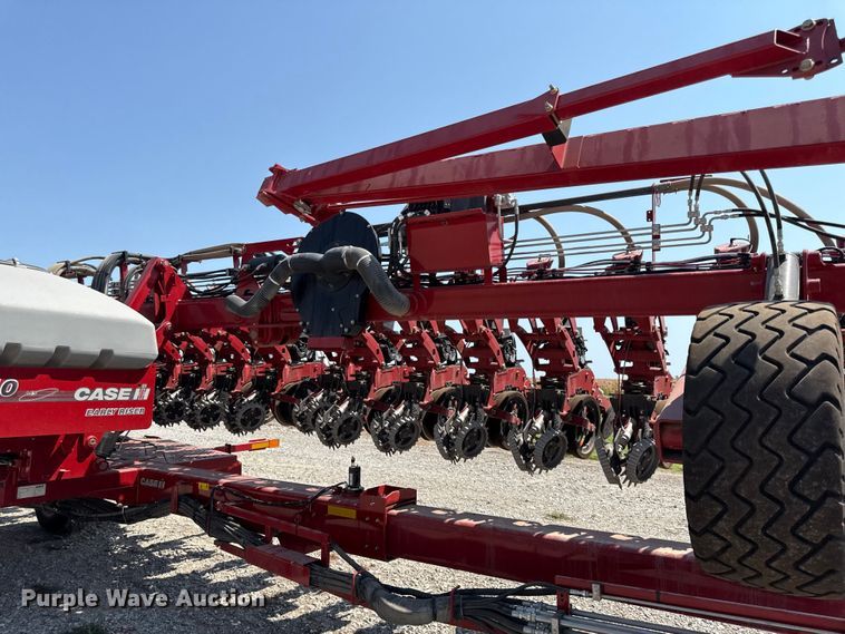 image for item EV6086 2021 Case IH 2140 Early Riser planter