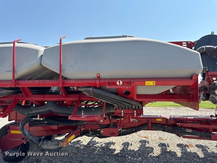 image for item EV6086 2021 Case IH 2140 Early Riser planter