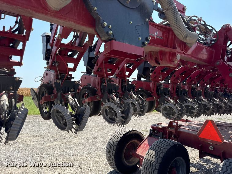 image for item EV6086 2021 Case IH 2140 Early Riser planter