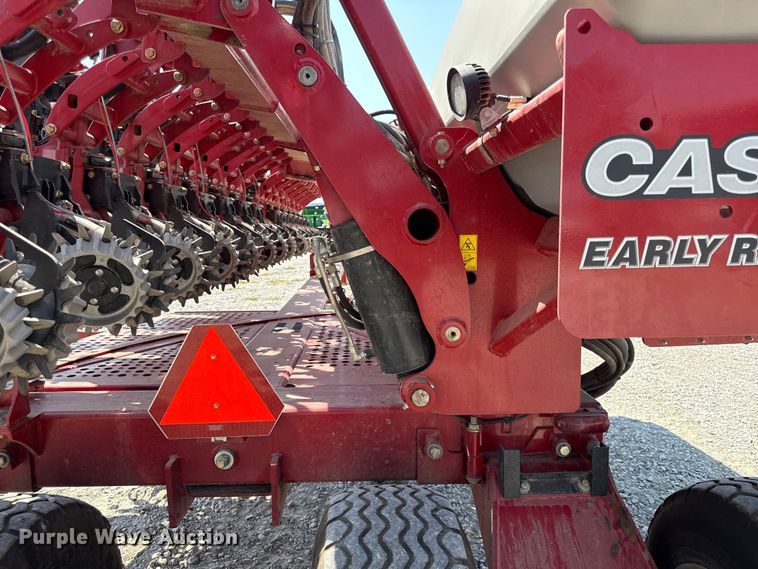 image for item EV6086 2021 Case IH 2140 Early Riser planter