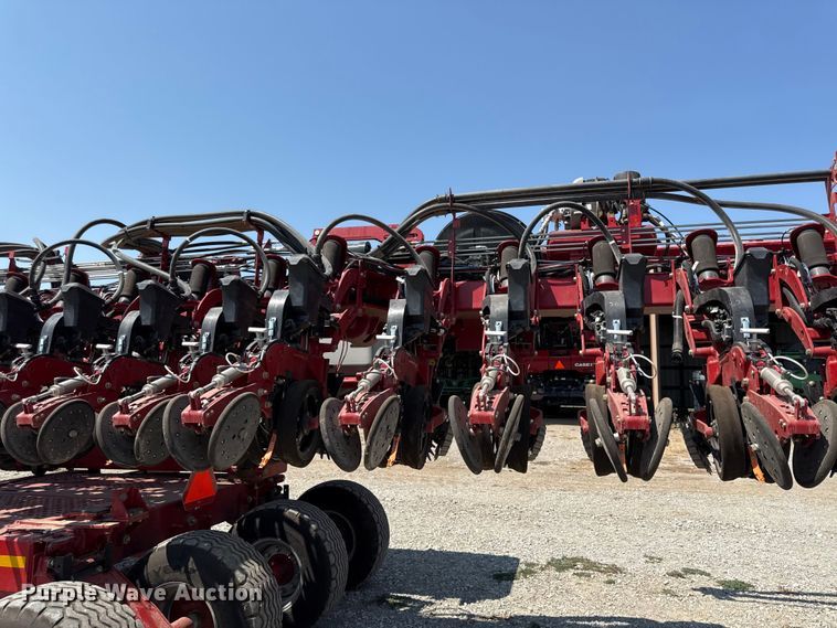 image for item EV6086 2021 Case IH 2140 Early Riser planter
