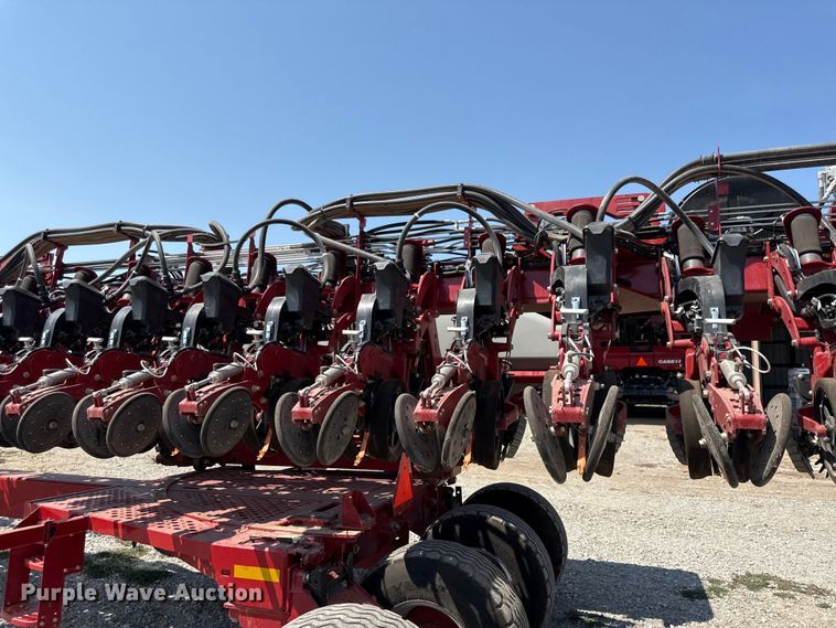 image for item EV6086 2021 Case IH 2140 Early Riser planter