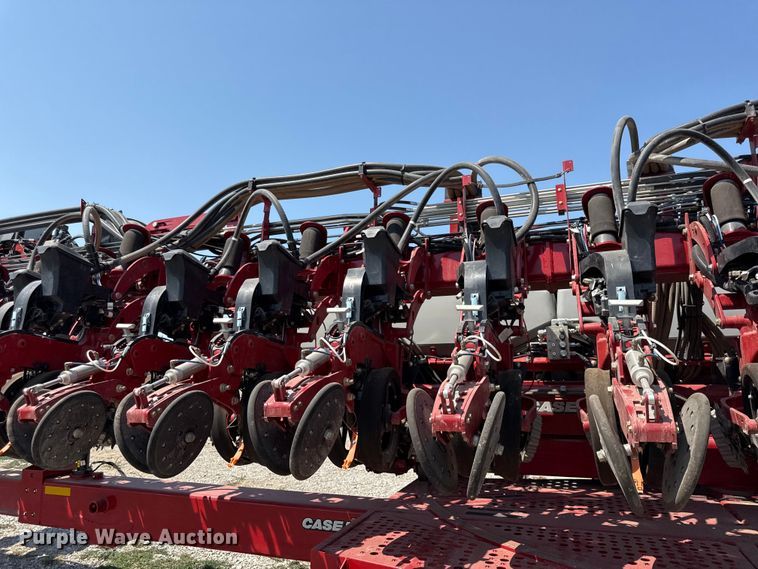 image for item EV6086 2021 Case IH 2140 Early Riser planter
