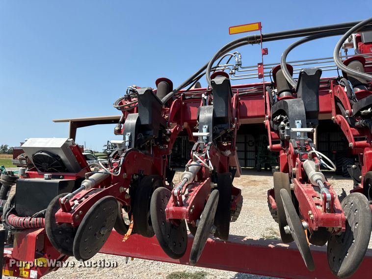 image for item EV6086 2021 Case IH 2140 Early Riser planter
