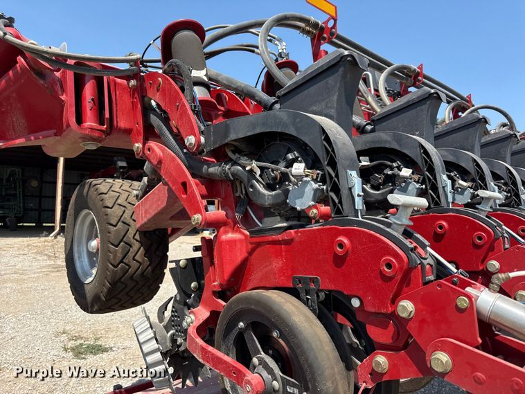 image for item EV6086 2021 Case IH 2140 Early Riser planter
