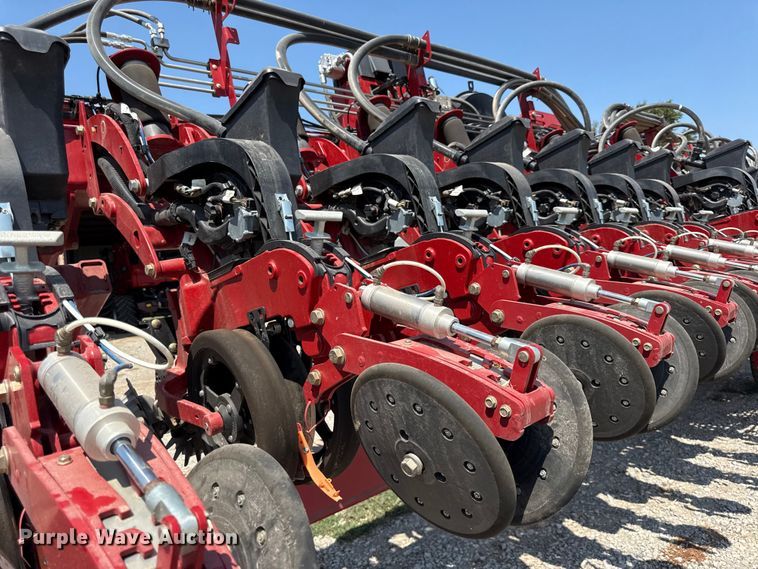 image for item EV6086 2021 Case IH 2140 Early Riser planter