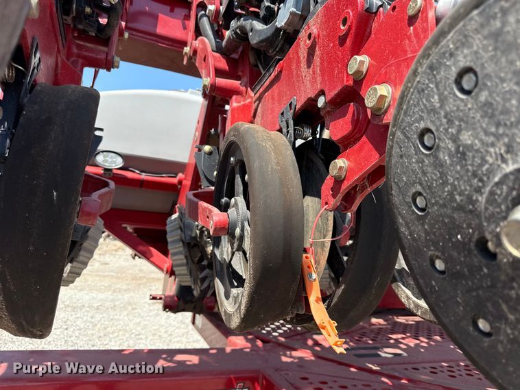 image for item EV6086 2021 Case IH 2140 Early Riser planter
