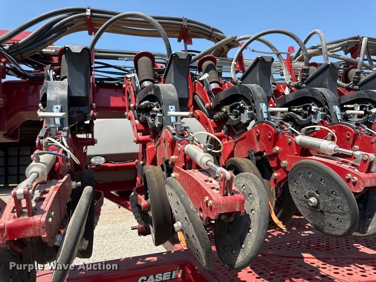 image for item EV6086 2021 Case IH 2140 Early Riser planter