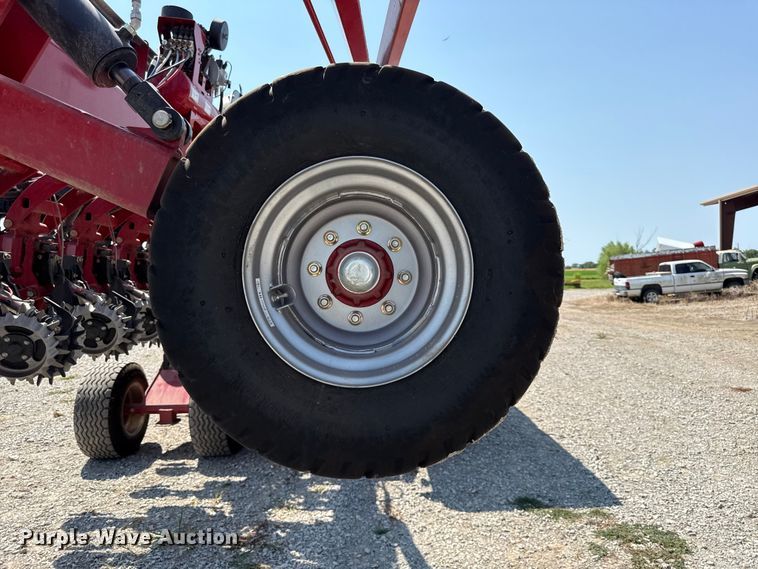 image for item EV6086 2021 Case IH 2140 Early Riser planter