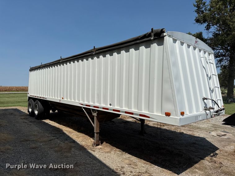 image for item EV6090 1994 Jet Co. grain trailer