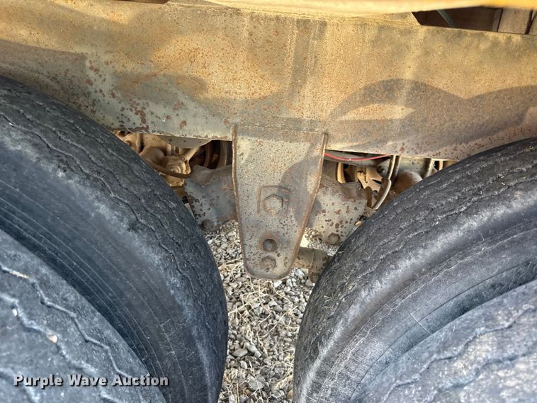image for item EV6090 1994 Jet Co. grain trailer