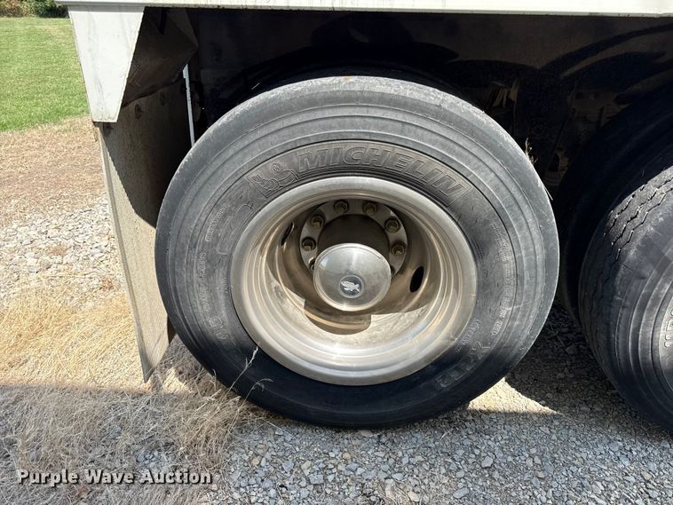image for item EV6090 1994 Jet Co. grain trailer