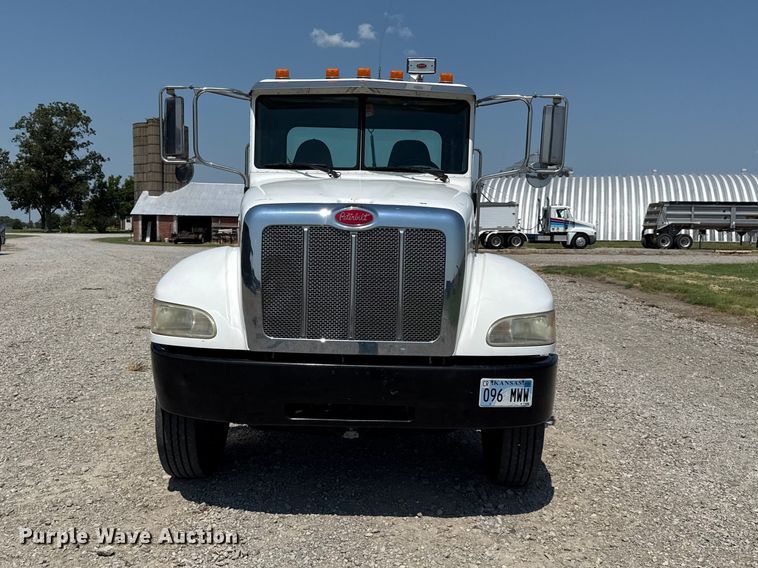 image for item EV6091 2010 Peterbilt 337 semi truck