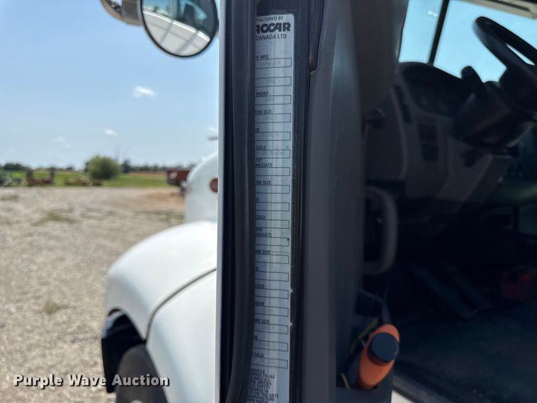 image for item EV6091 2010 Peterbilt 337 semi truck