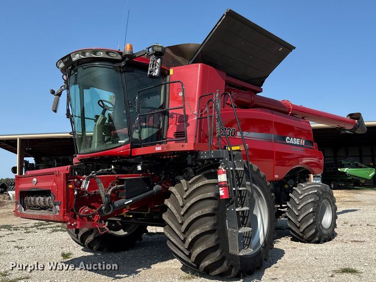 image for item EV6092 2013 Case IH 7230 combine