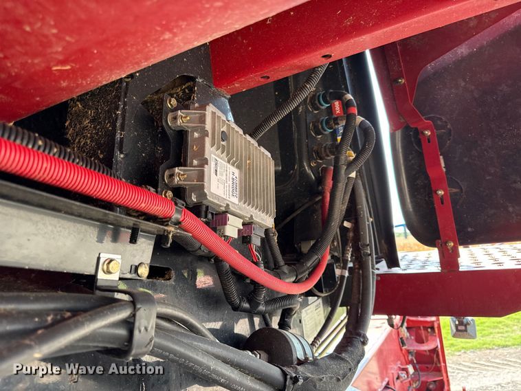 image for item EV6092 2013 Case IH 7230 combine