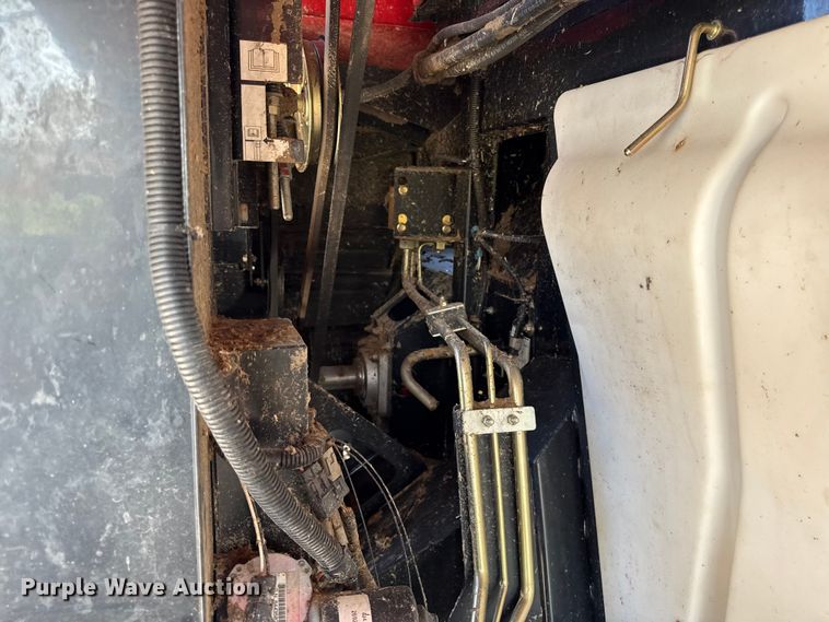 image for item EV6092 2013 Case IH 7230 combine