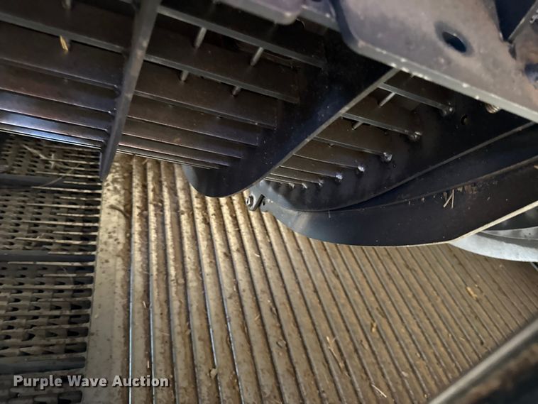 image for item EV6092 2013 Case IH 7230 combine
