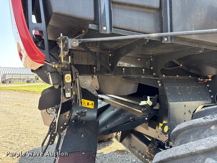 image for item EV6092 2013 Case IH 7230 combine