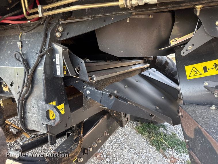 image for item EV6092 2013 Case IH 7230 combine