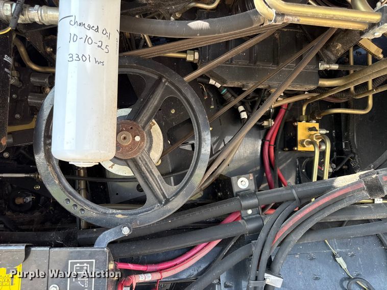 image for item EV6092 2013 Case IH 7230 combine