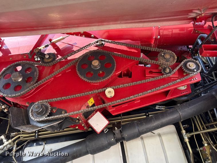 image for item EV6092 2013 Case IH 7230 combine