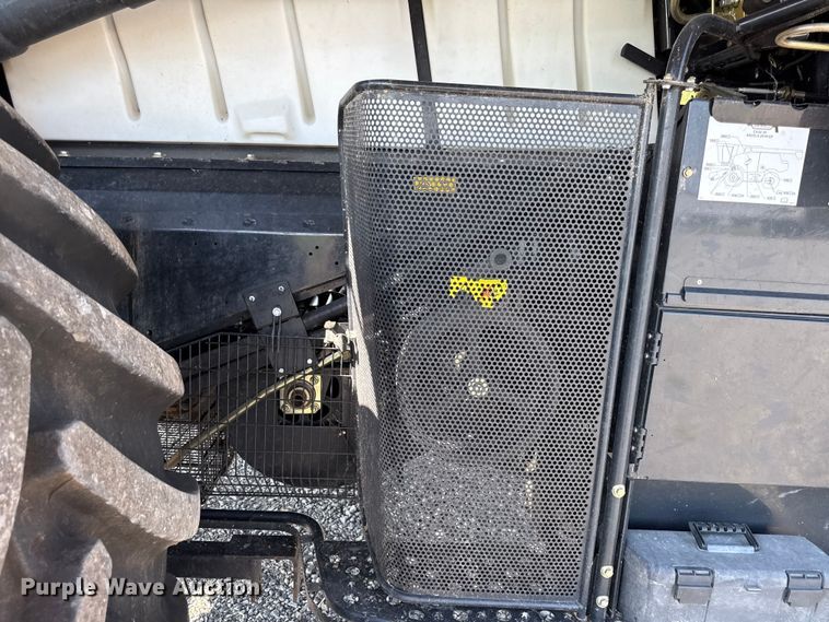 image for item EV6092 2013 Case IH 7230 combine