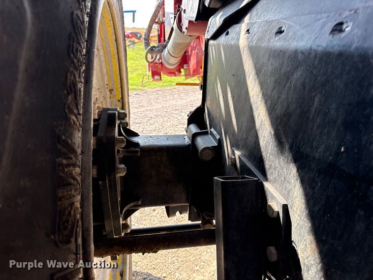 image for item EV6092 2013 Case IH 7230 combine