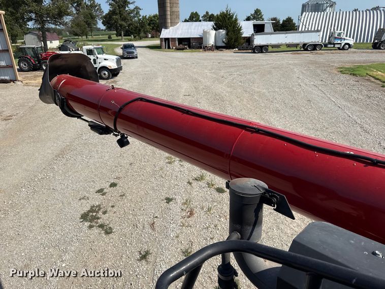 image for item EV6092 2013 Case IH 7230 combine