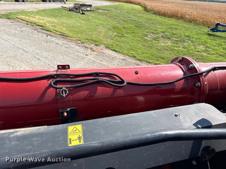 image for item EV6092 2013 Case IH 7230 combine