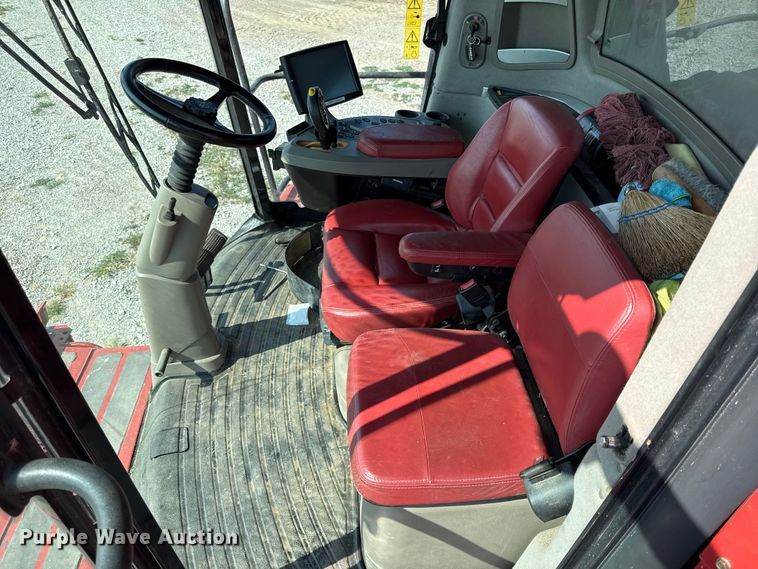 image for item EV6092 2013 Case IH 7230 combine