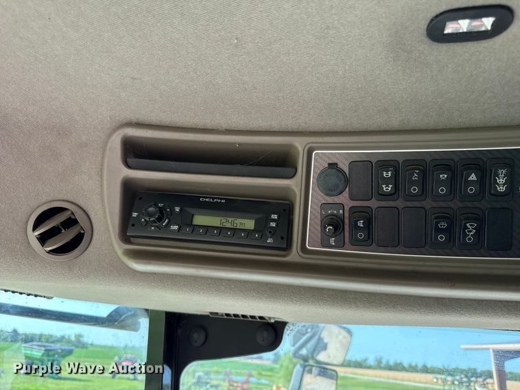 image for item EV6092 2013 Case IH 7230 combine