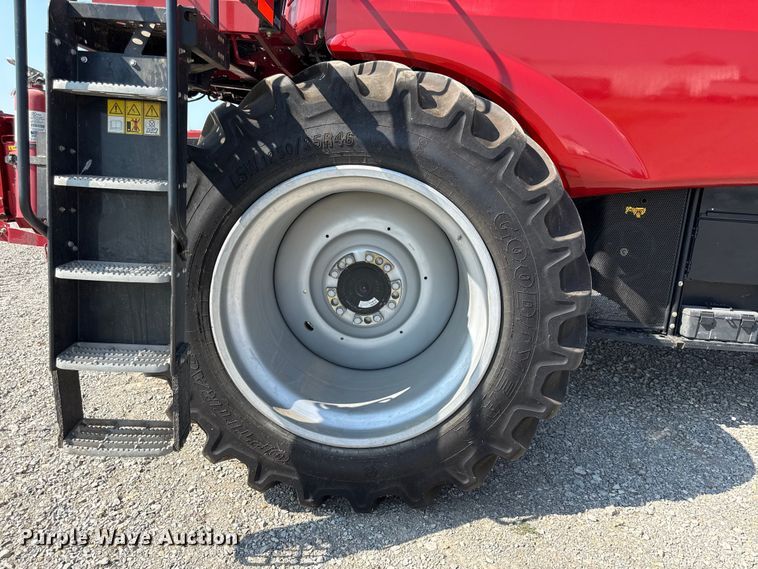 image for item EV6092 2013 Case IH 7230 combine