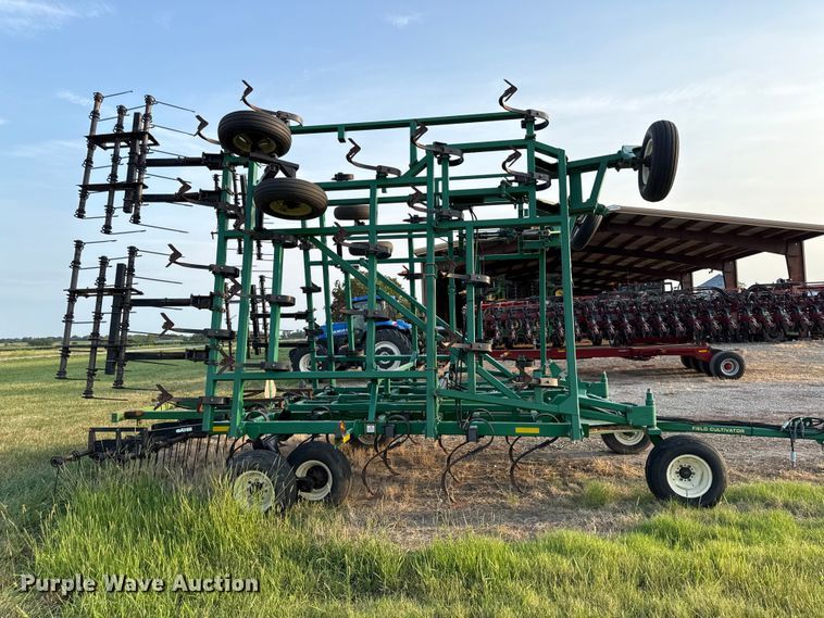 image for item EV6093 Great Plains 8336FCF field cultivator
