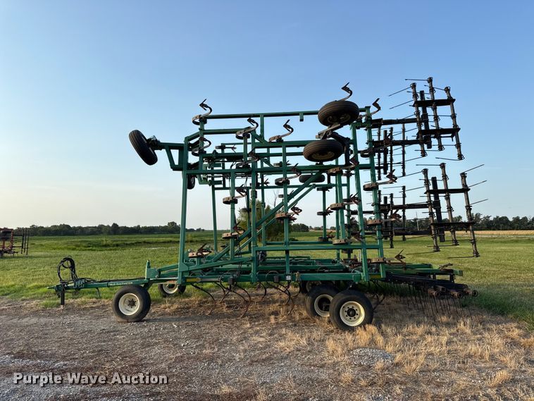 image for item EV6093 Great Plains 8336FCF field cultivator