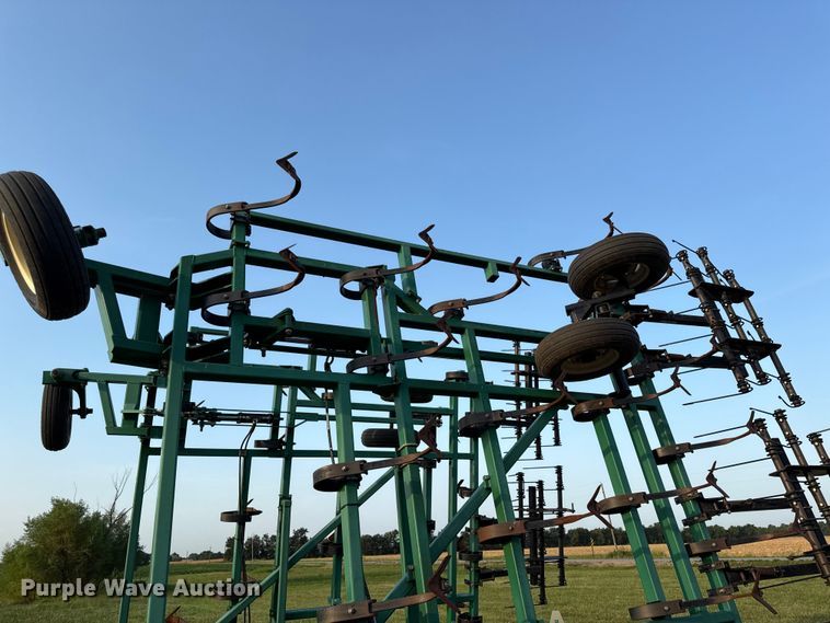 image for item EV6093 Great Plains 8336FCF field cultivator