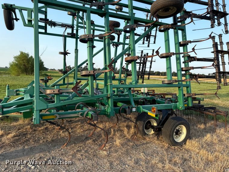 image for item EV6093 Great Plains 8336FCF field cultivator