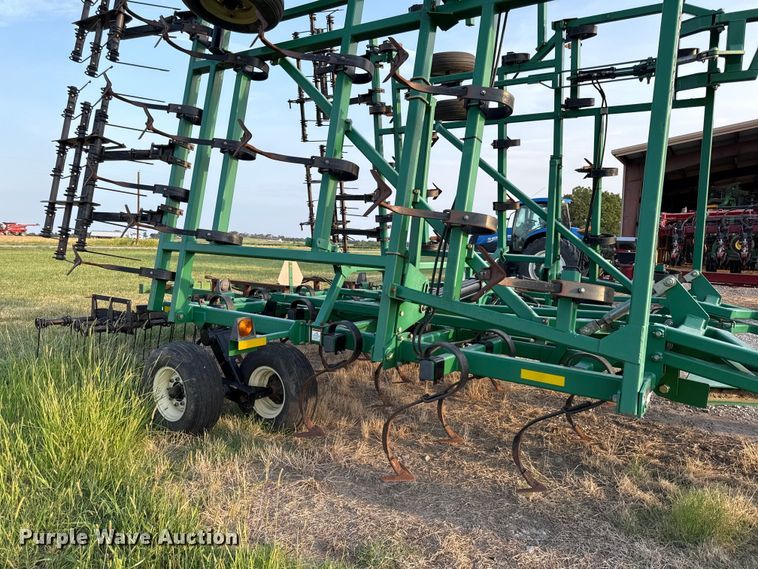 image for item EV6093 Great Plains 8336FCF field cultivator