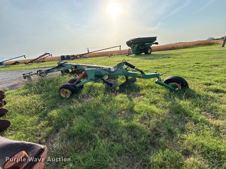 image for item EV6096 John Deere 3710 six bottom plow
