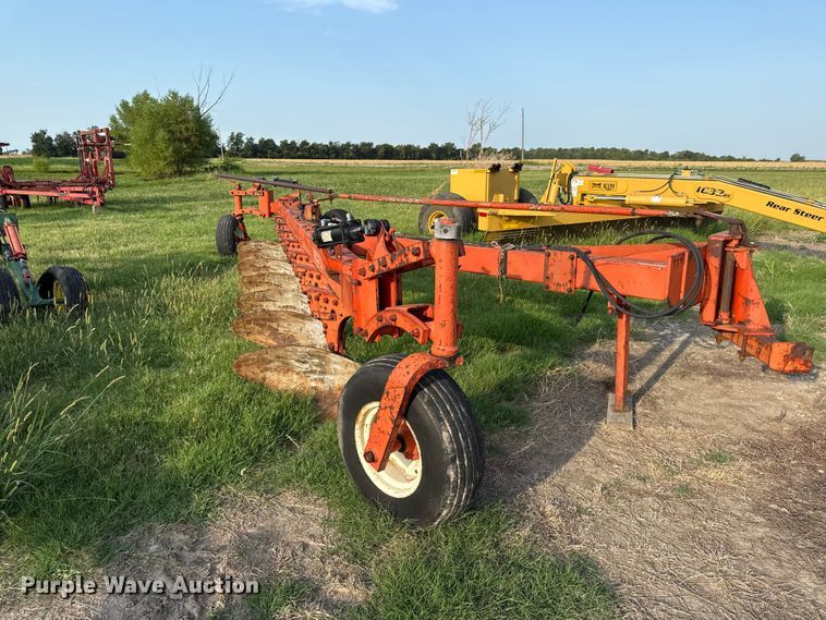 image for item EV6097 Allis-Chalmers seven bottom plow