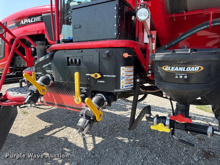 image for item EV6098 2020 Apache AS1040 sprayer