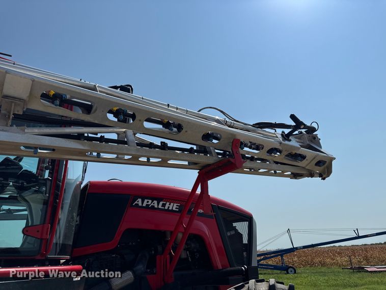 image for item EV6098 2020 Apache AS1040 sprayer