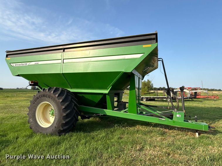 image for item EV6099 Unverferth GC9250 grain cart