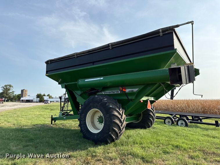 image for item EV6099 Unverferth GC9250 grain cart