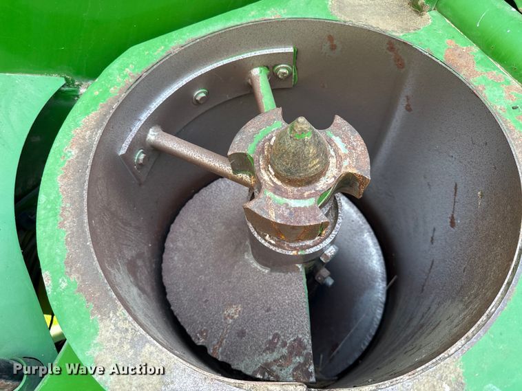 image for item EV6099 Unverferth GC9250 grain cart