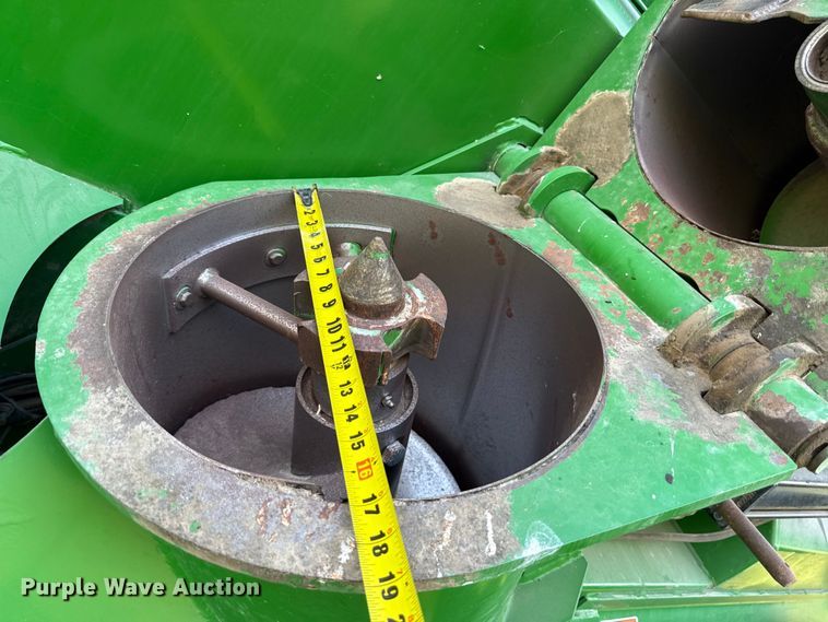 image for item EV6099 Unverferth GC9250 grain cart