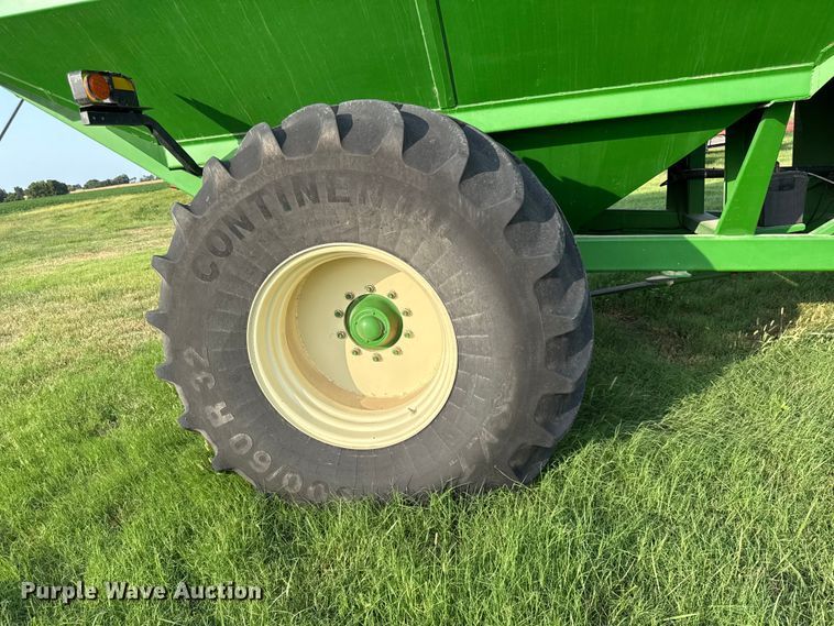 image for item EV6099 Unverferth GC9250 grain cart