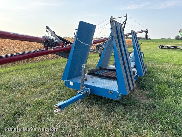 image for item EV6102 Burchland GSX130 grain auger