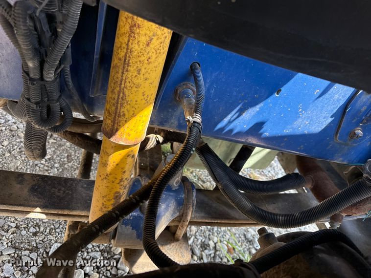 image for item EV6107 2000 Freightliner Century semi truck