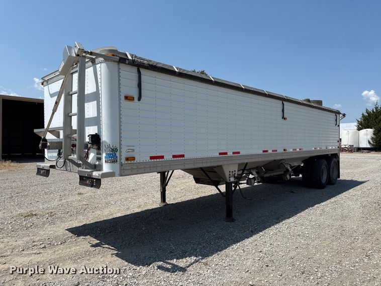 image for item EV6108 2004 Timpte grain trailer